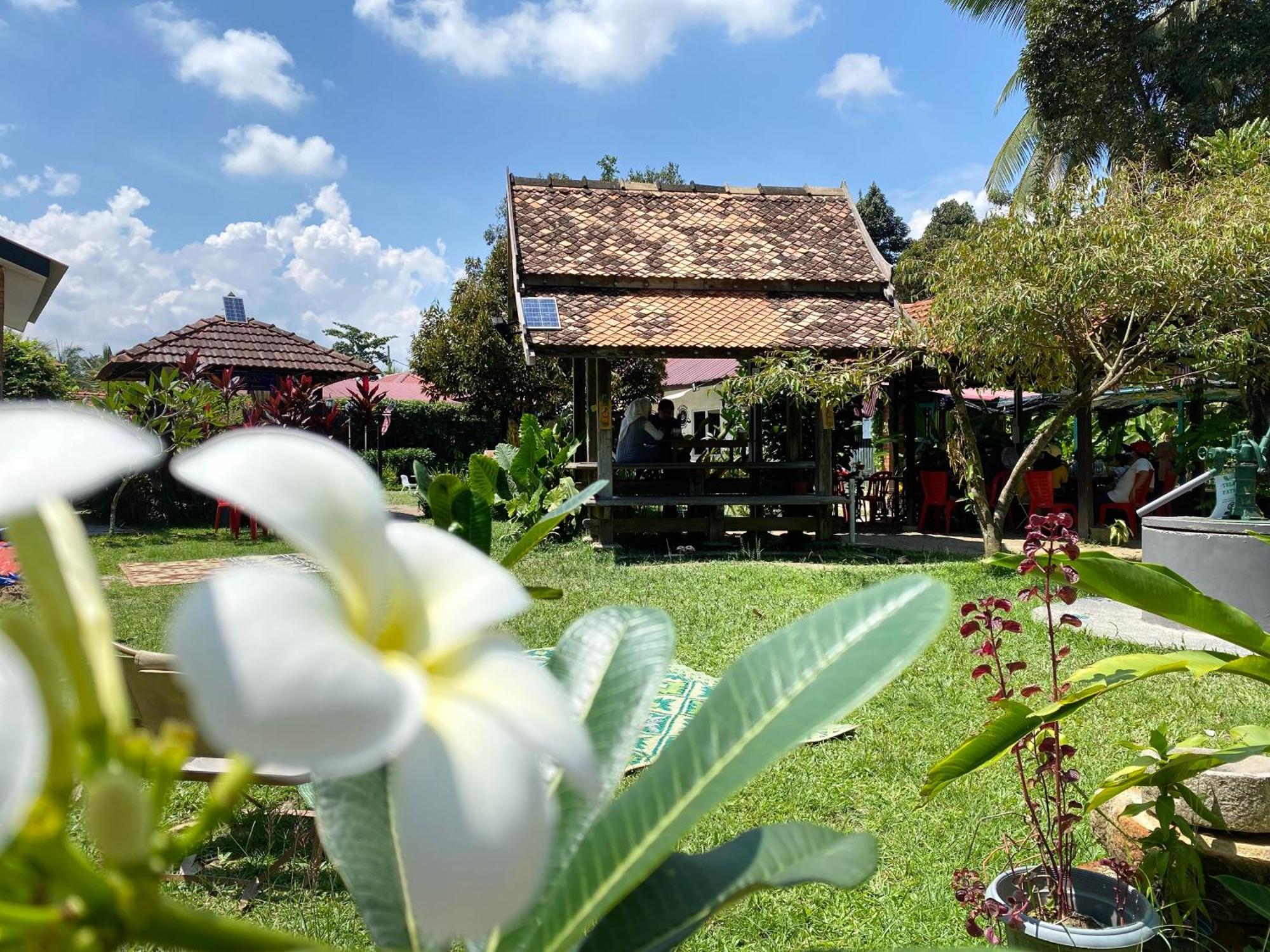 Kebun Puisi Villa Kajang Exteriör bild
